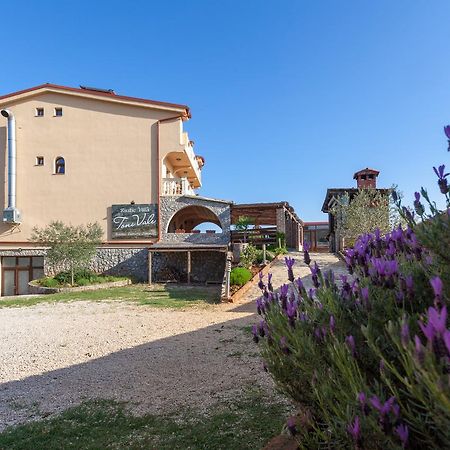 B&B Tonivale II Skrbcici Экстерьер фото